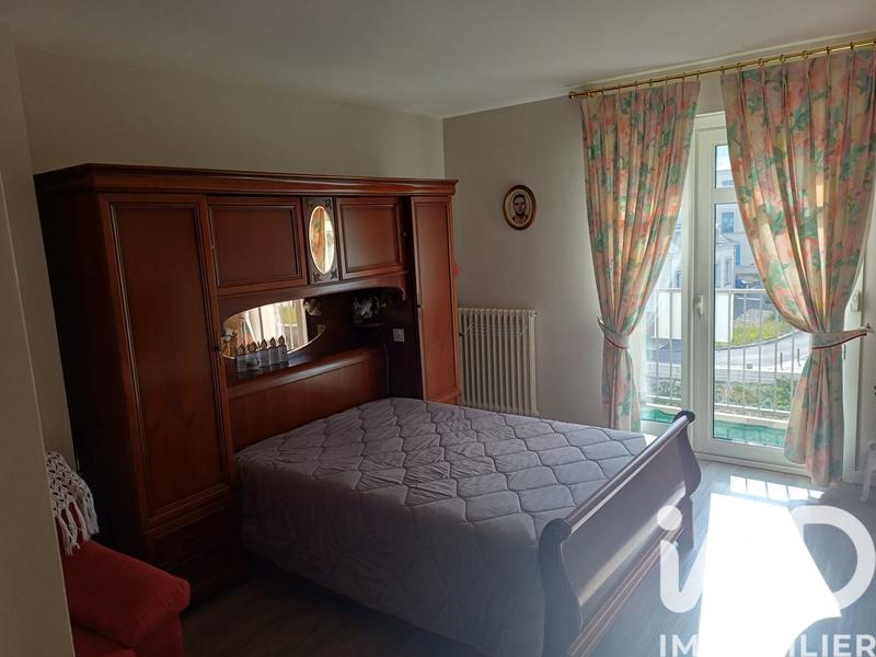 Appartement - 120 m² - 6 pièces