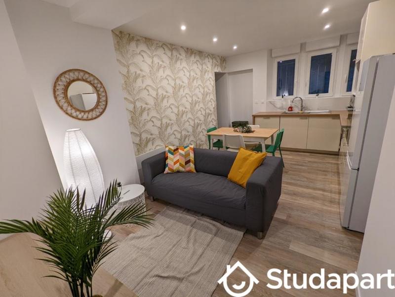 Chambre - 10 m² - 1 pièce