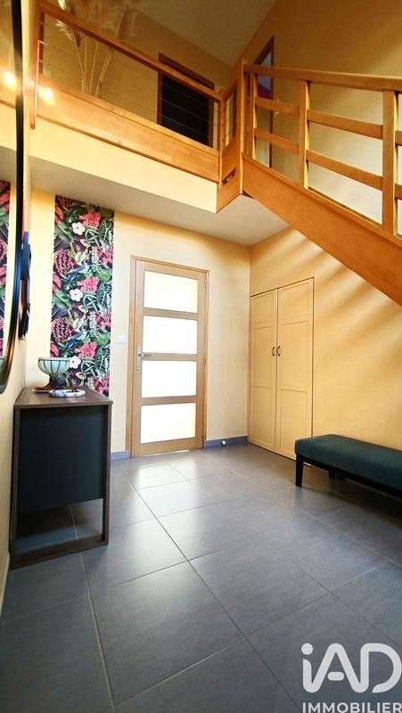 Maison - 180 m² - 6 pièces