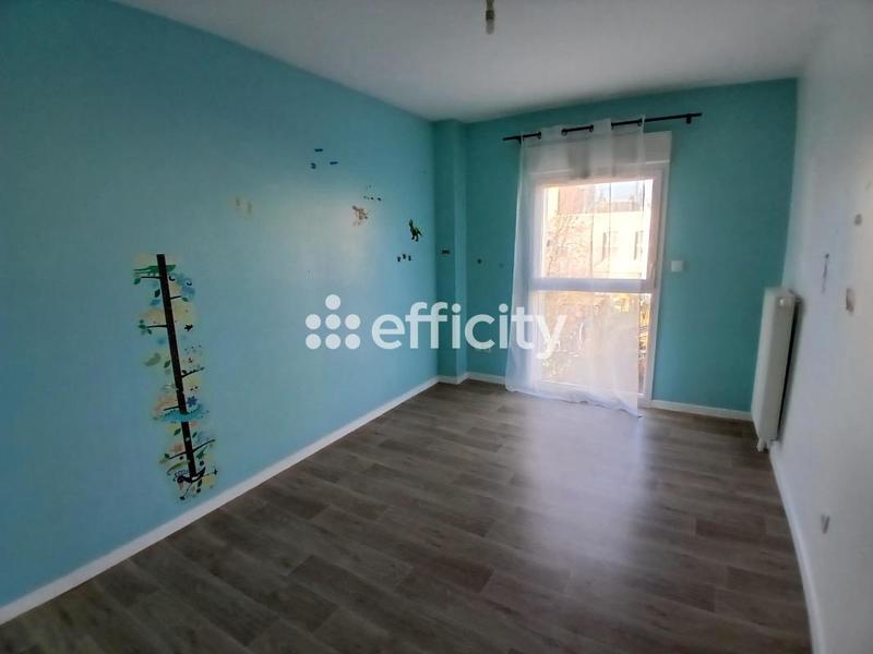 Maison - 85 m² - 5 pièces