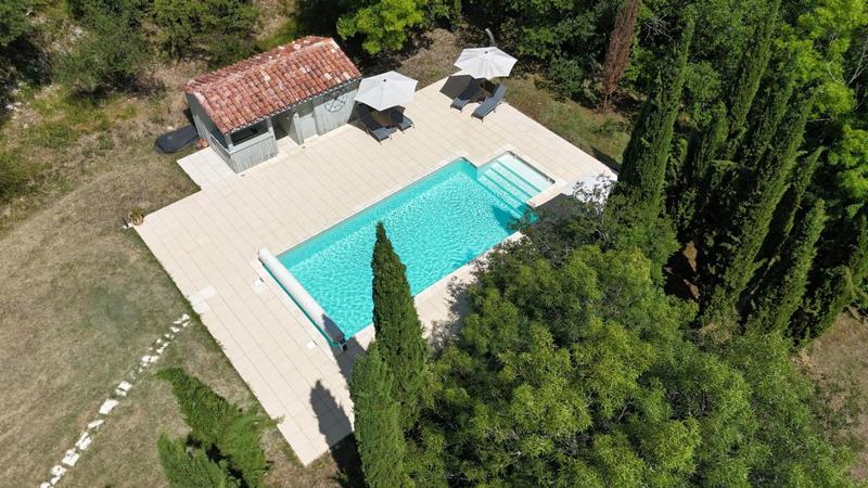 Demeure - 426 m² - 15 pièces