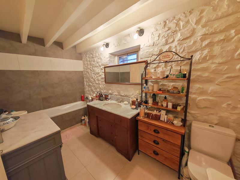 Longère - 418 m² - 14 pièces