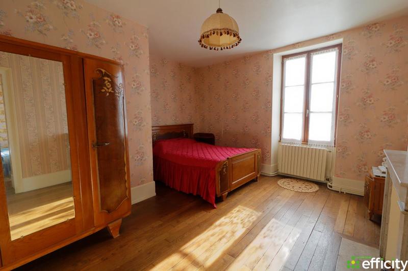 Maison - 128 m² - 7 pièces