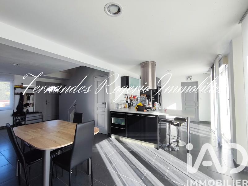 Maison - 165 m² - 7 pièces