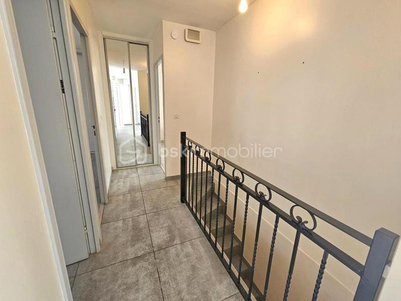 Pavillon - 137 m² - 5 pièces