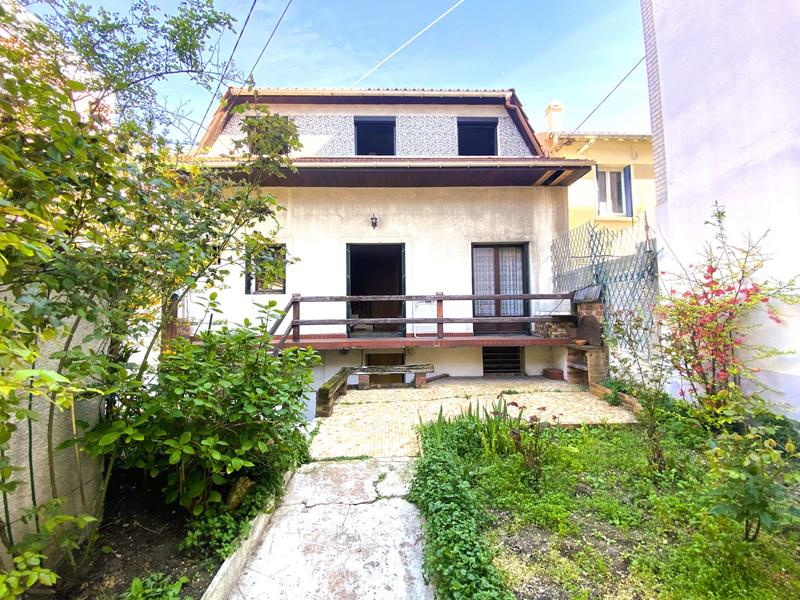 Maison ancienne - 100 m² - 5 pièces