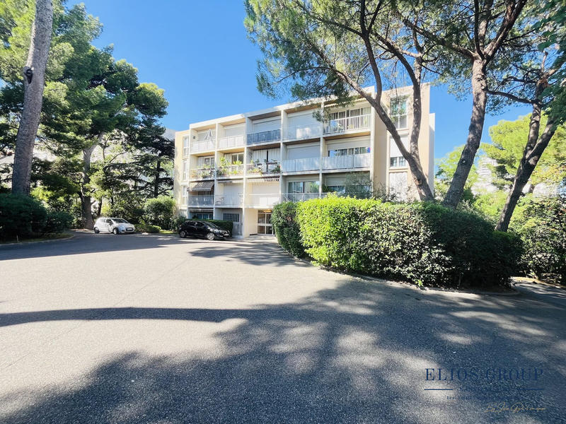 Appartement - 79 m² - 4 pièces