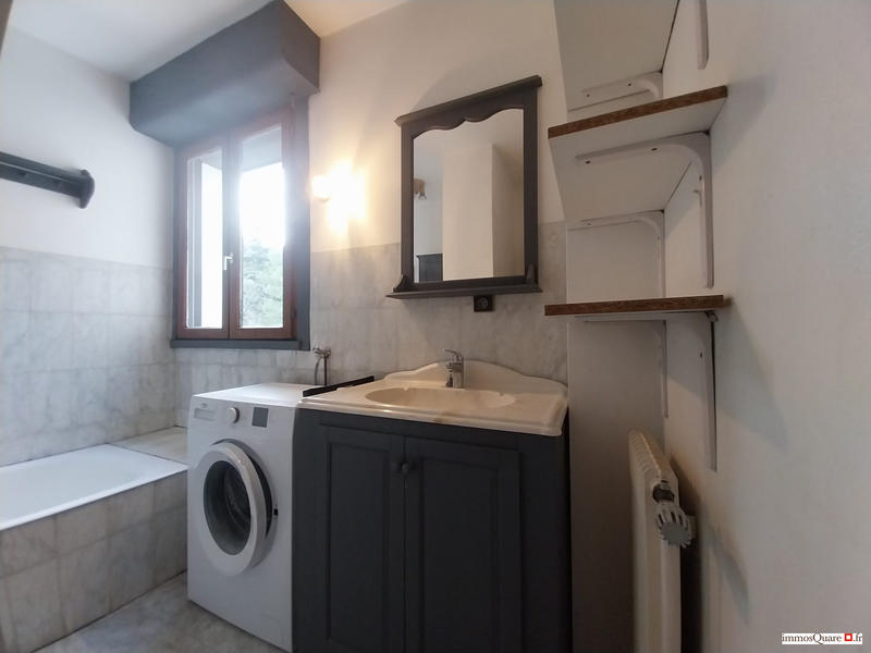 Appartement - 60 m² - 2 pièces