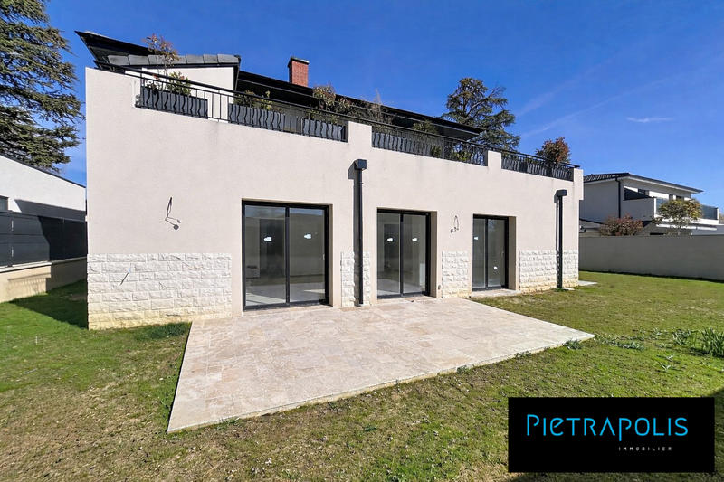 Appartement - 109 m² - 4 pièces