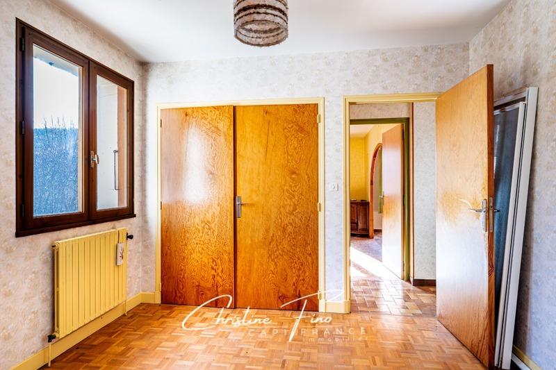 Maison - 314 m² - 12 pièces