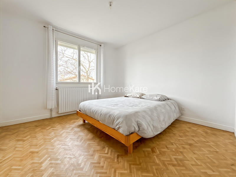 Maison - 211 m² - 6 pièces