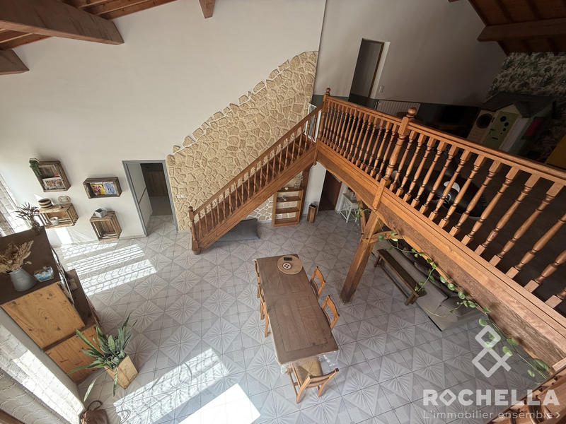 Maison ancienne - 244 m² - 7 pièces