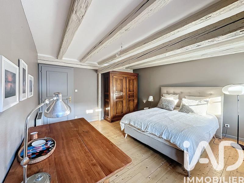 Appartement - 100 m² - 3 pièces