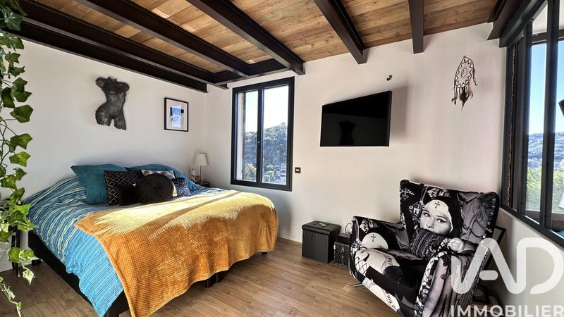 Maison de maîtres - 250 m² - 5 pièces