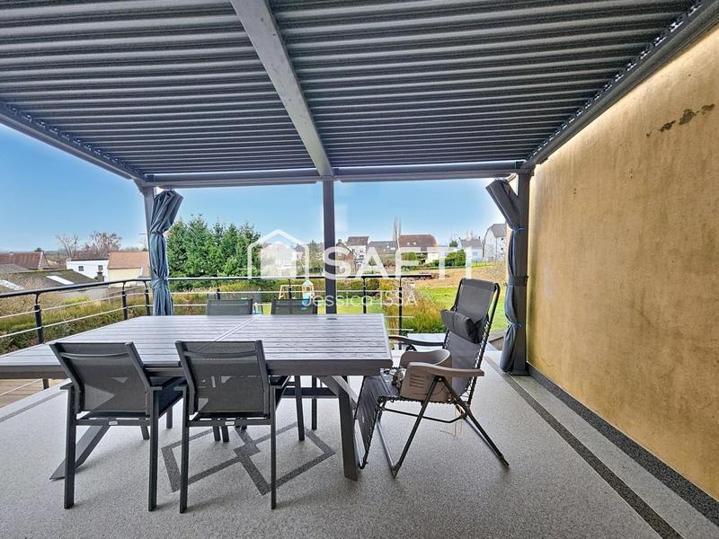 Maison - 94 m² - 5 pièces