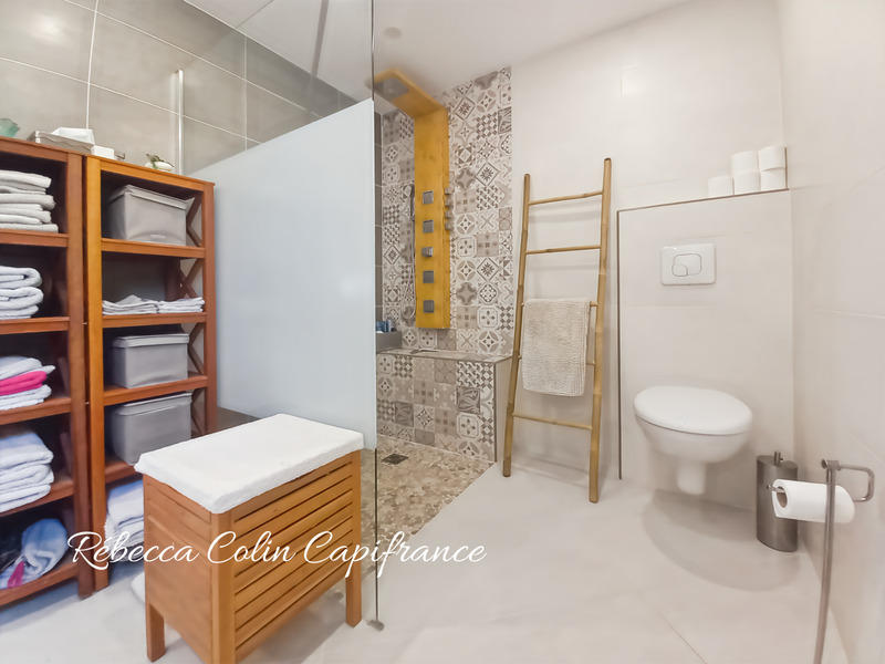 Longère - 290 m² - 12 pièces