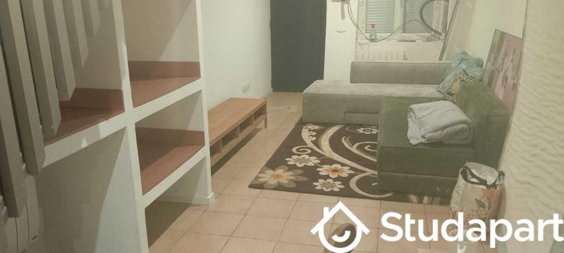 Chambre - 9 m² - 1 pièce