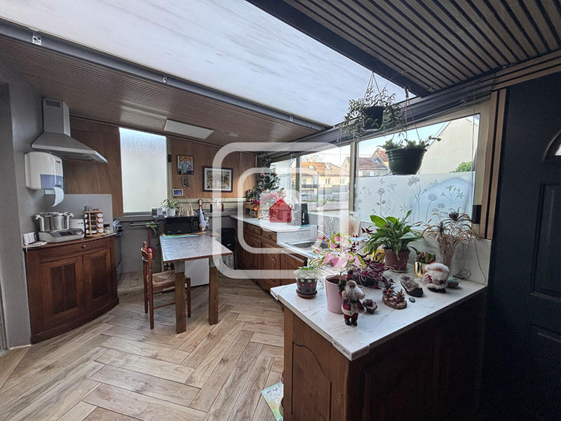 Maison - 83 m² - 5 pièces