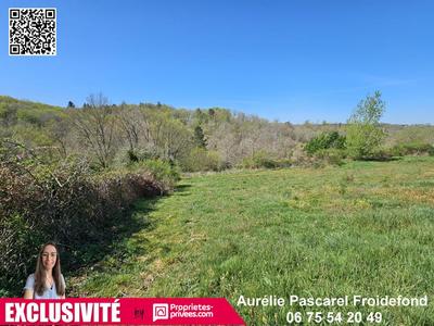 Terrain constructible - 3 000 m²