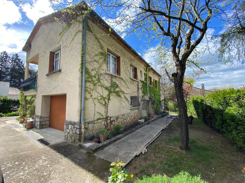 Maison - 122 m² - 5 pièces