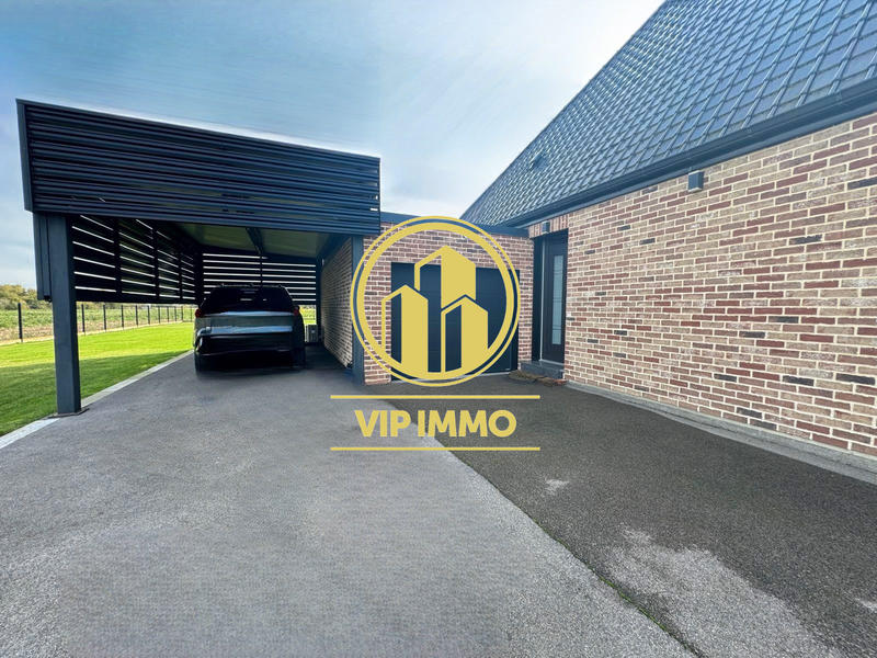 Maison - 180 m² - 5 pièces