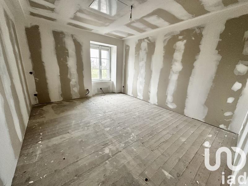 Maison - 300 m² - 8 pièces