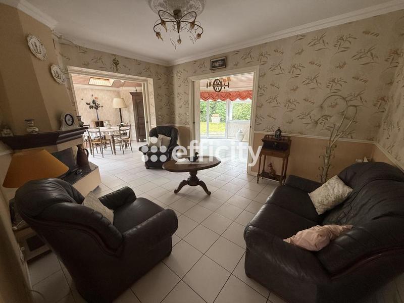 Maison - 138 m² - 7 pièces