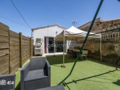 Maison - 97 m² - 5 pièces