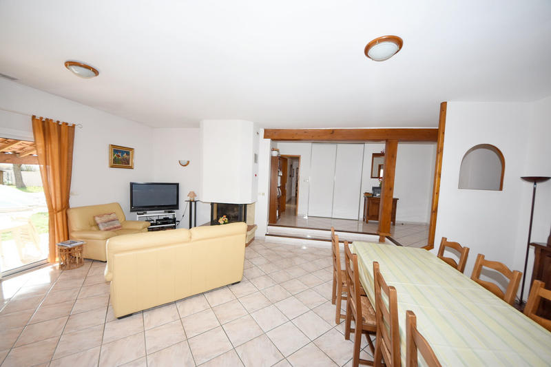 Maison - 146 m² - 5 pièces