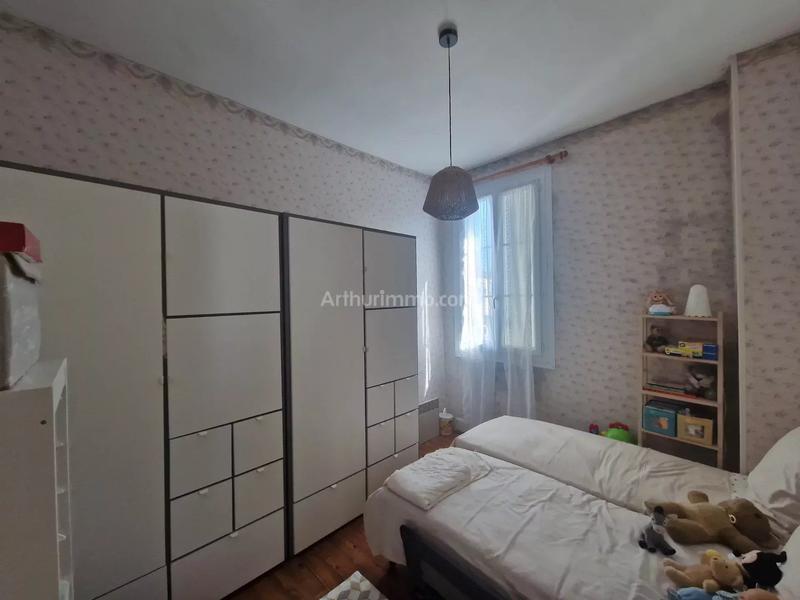 Maison - 90 m² - 5 pièces