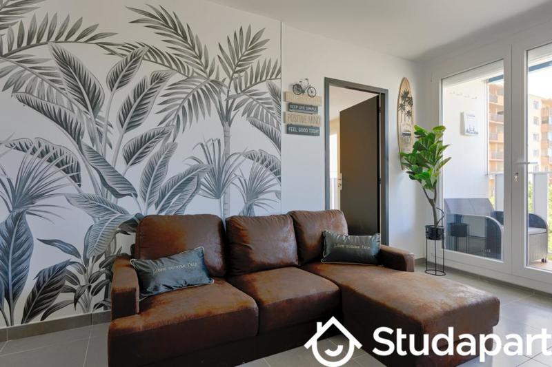 Chambre - 10 m² - 1 pièce