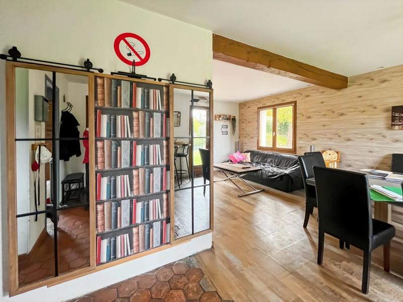 Pavillon - 104 m² - 6 pièces