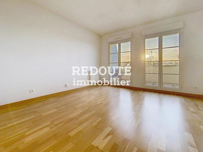Appartement - 96 m² - 5 pièces