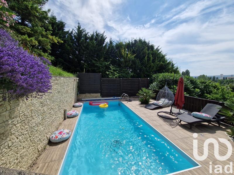 Maison - 107 m² - 5 pièces