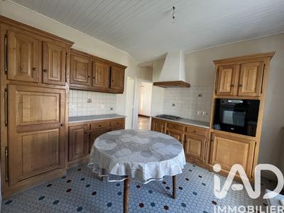 Maison - 83 m² - 5 pièces
