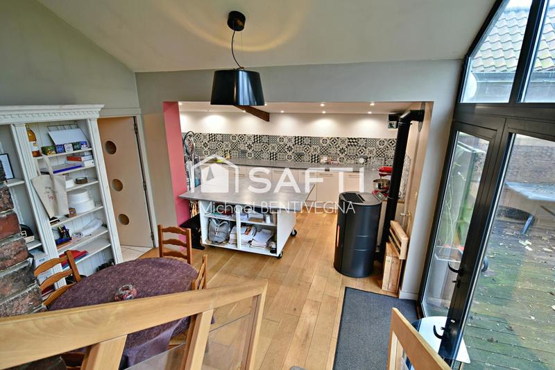 Maison - 240 m² - 7 pièces
