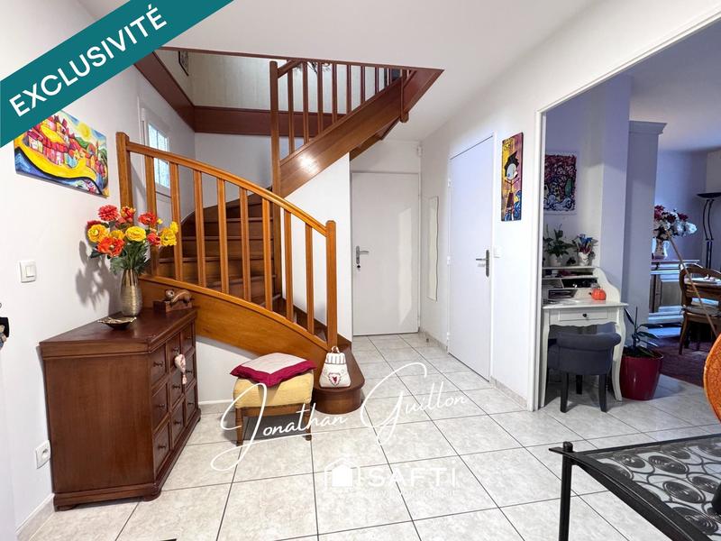 Maison - 110 m² - 5 pièces