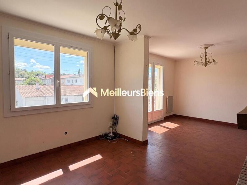 Maison - 188 m² - 7 pièces