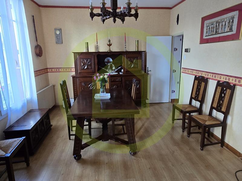 Maison - 105 m² - 6 pièces