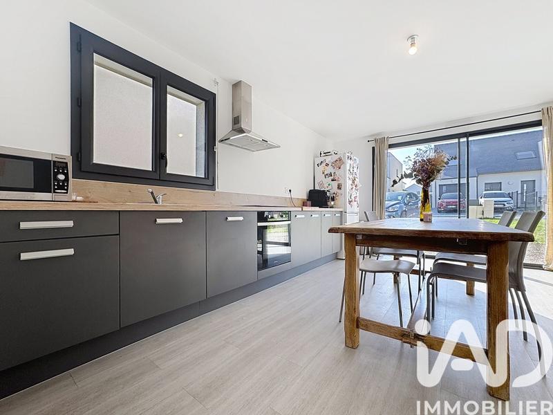 Maison - 80 m² - 4 pièces