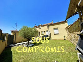 Maison - 281 m² - 9 pièces