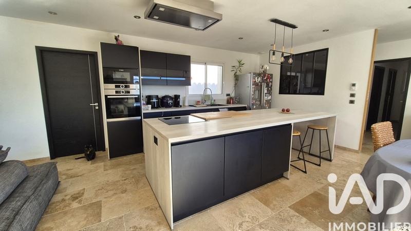 Maison - 137 m² - 5 pièces