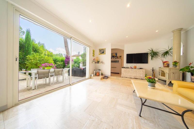 Maison de ville - 122 m² - 5 pièces