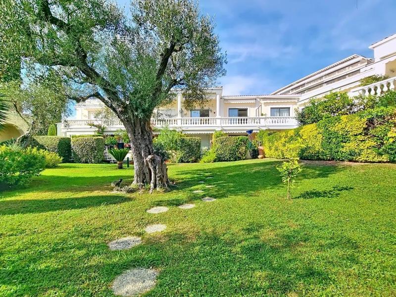 Duplex - 145 m² - 4 pièces