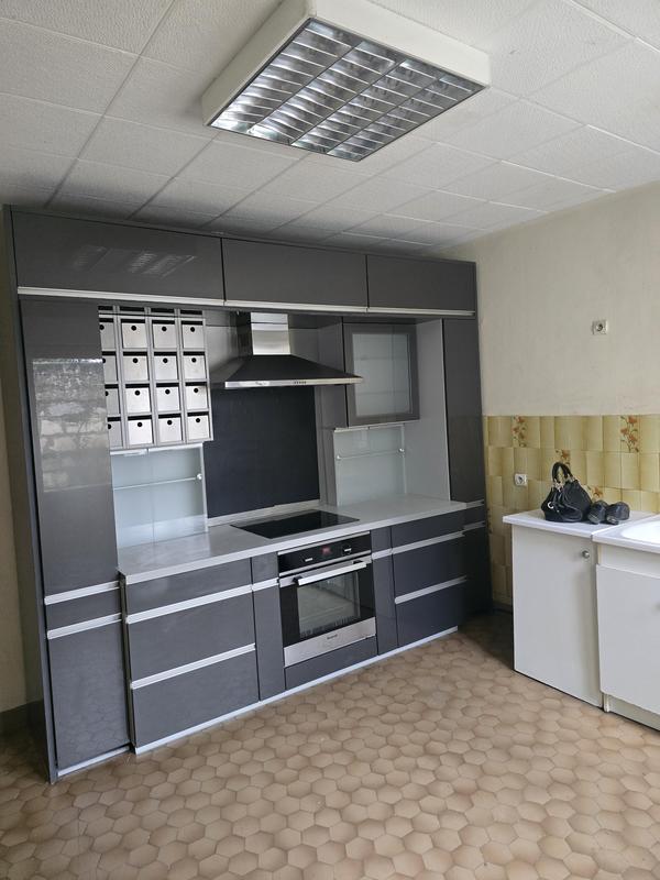 Maison - 163 m² - 10 pièces