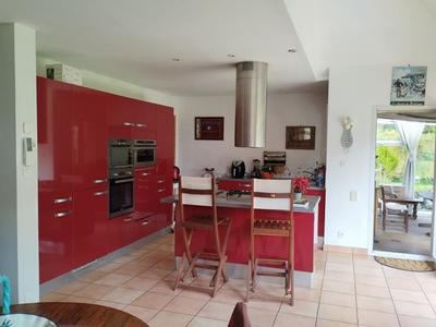 Maison - 98 m² - 3 pièces