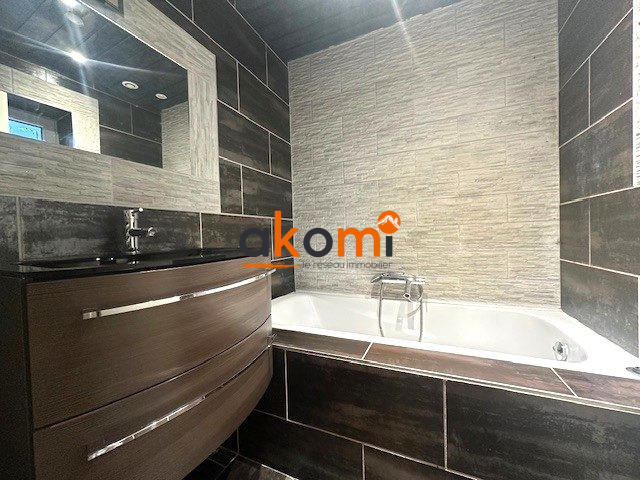 Maison - 102 m² - 4 pièces