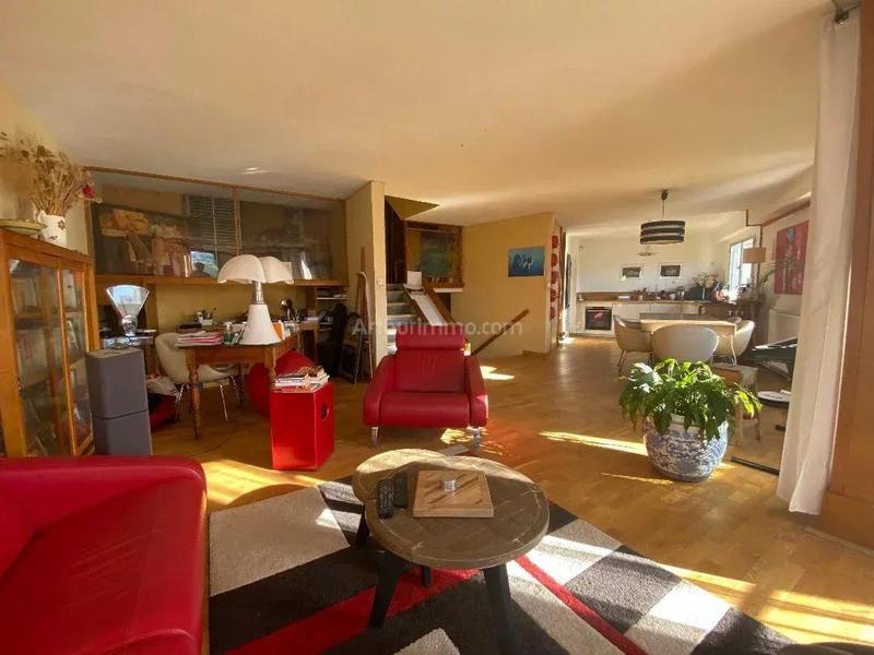 Appartement - 93 m² - 4 pièces