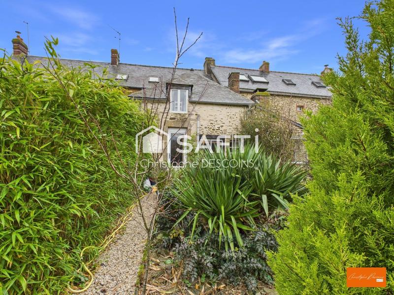 Maison - 150 m² - 10 pièces