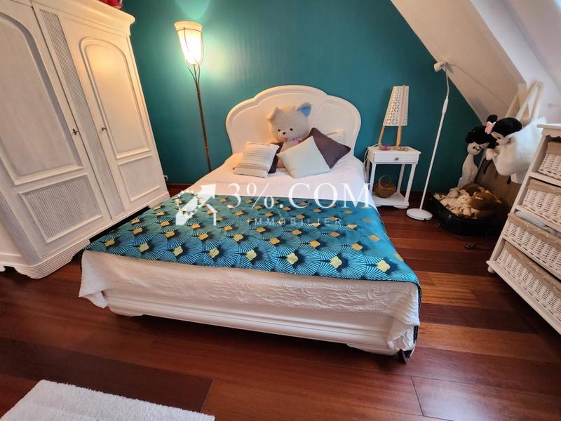 Maison - 170 m² - 7 pièces